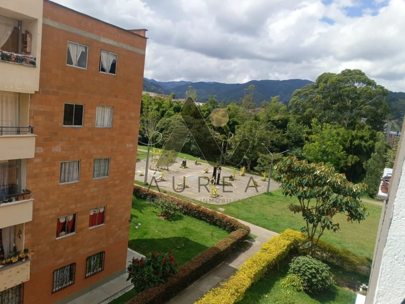 Apartamento en El Retiro, foto 2